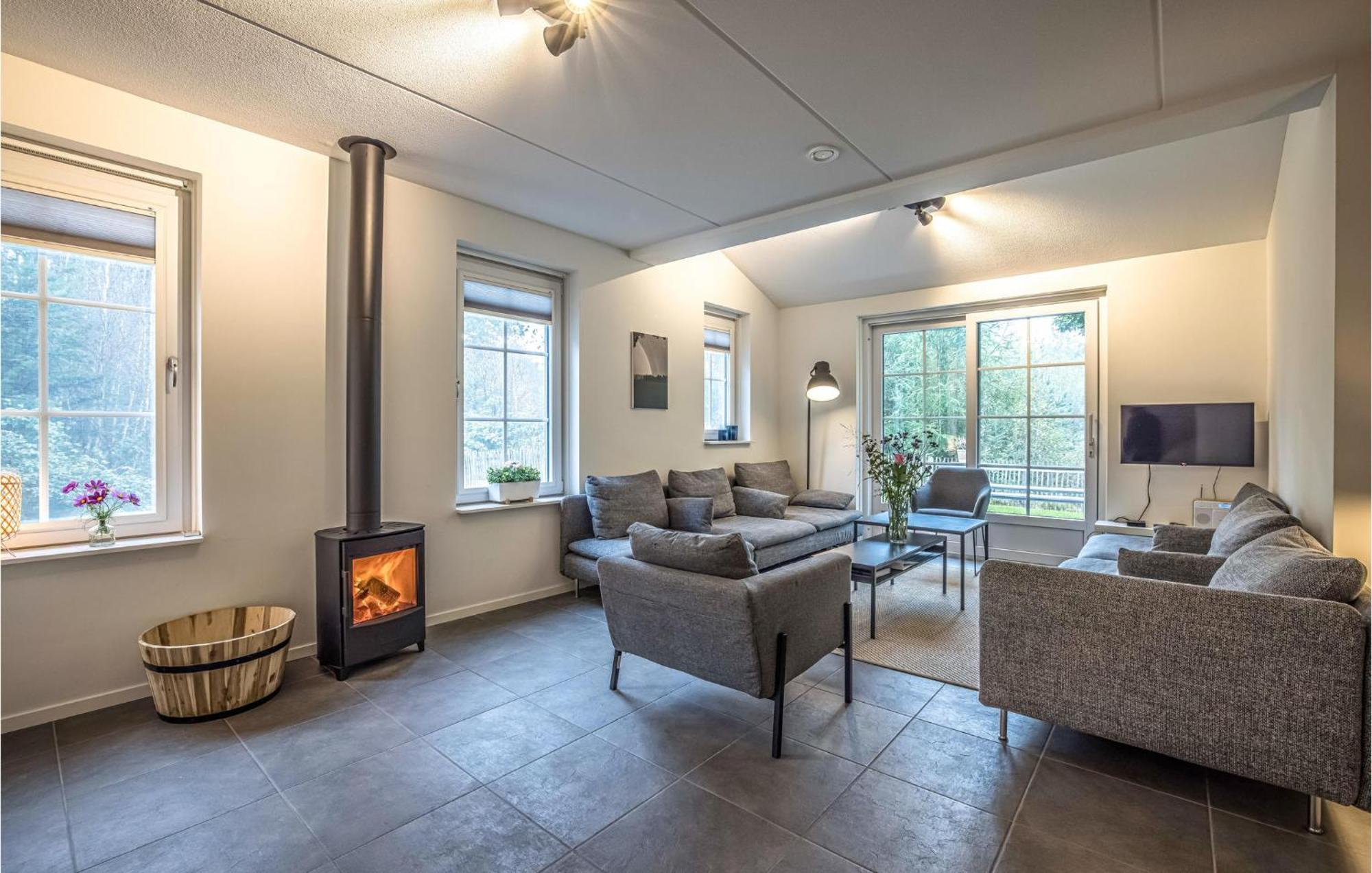 Amazing Home In Rijssen With Wifi Ngoại thất bức ảnh